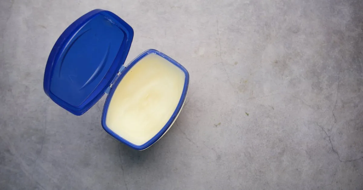 découvrez notre remède raffermissant pour la peau, conçu pour tonifier, hydrater et revitaliser votre peau en profondeur pour un teint plus ferme et éclatant.