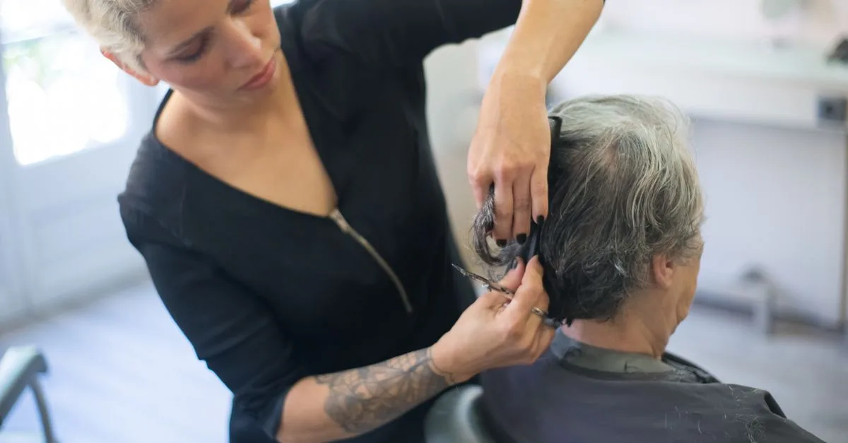 découvrez nos techniques de mélange de nuances de gris pour un rendu harmonieux et élégant.